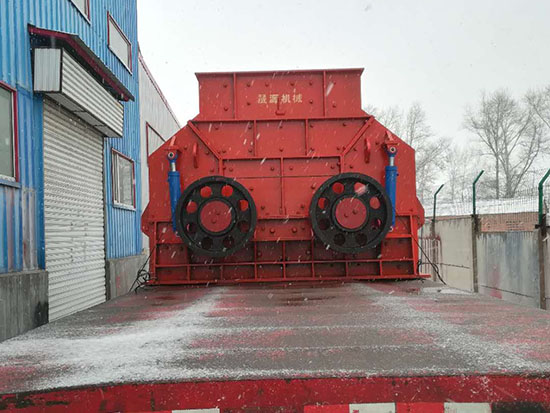 雙轉(zhuǎn)子錘式破碎機(jī) 